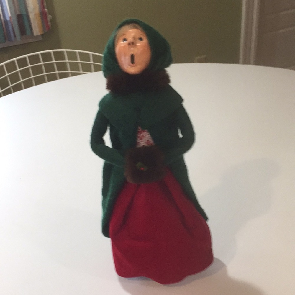 Vintage 1984 Byers’s Choice Caroler Women w Muff